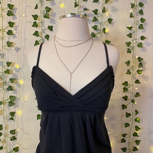 Little Black Dress - Picture 4 of 5